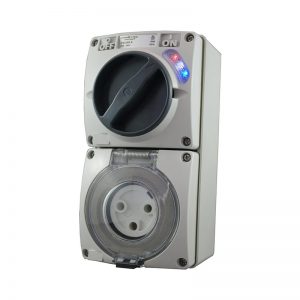 Switched Socket Outlet 20A 250V AC 3 Round Pin IP66