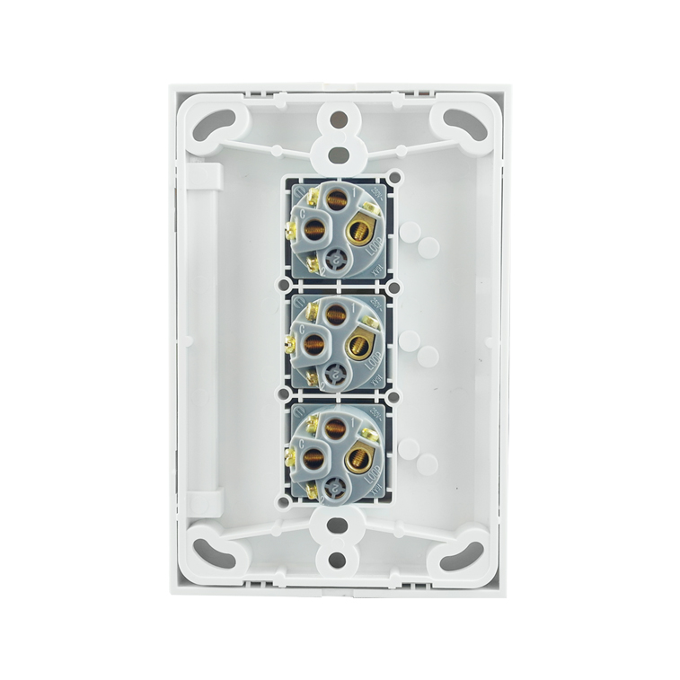 Light Switch 3 Gang - VERTICAL - Image 5