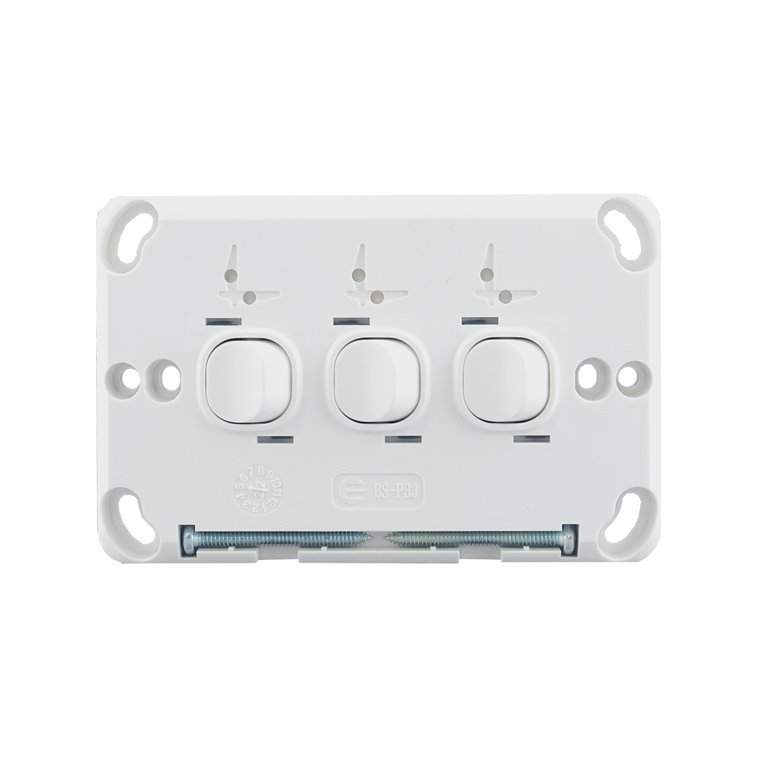 Light Switch 3 Gang - VERTICAL - Image 3