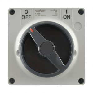 Surface Switch 32A 3 Pole 500V AC IP66